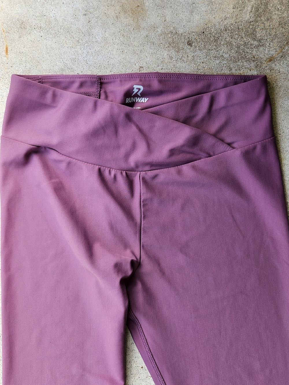 High-Rise Purple Performance Leggings - Picture 3 of 7